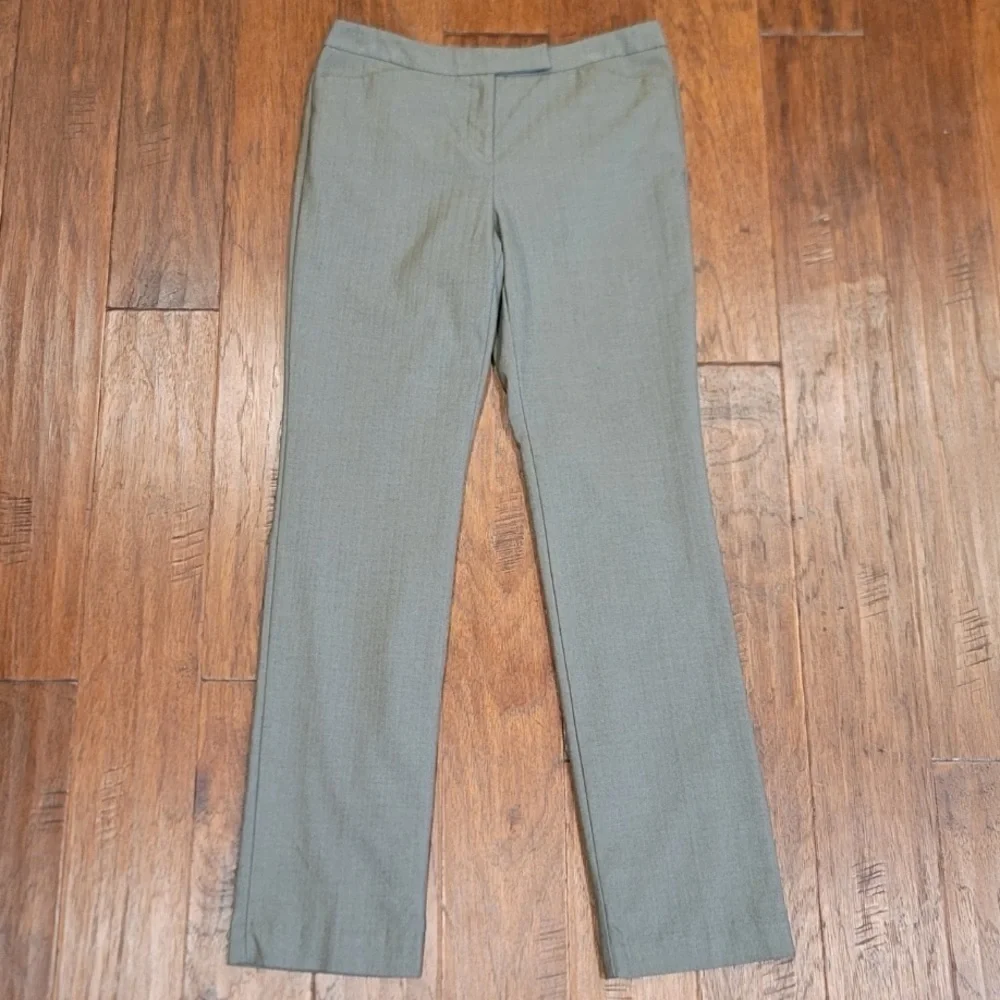 Size 8 WORTHINGTON Women's Light Green Lined Dress Pants